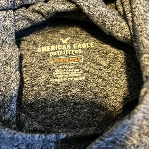American Eagle Sweatshirt - Picture 2 of 2
